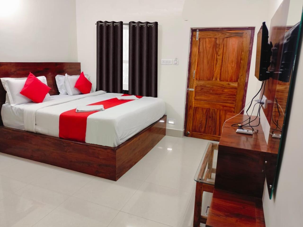 Hotel Sea Gold ปูรี ภายนอก รูปภาพ